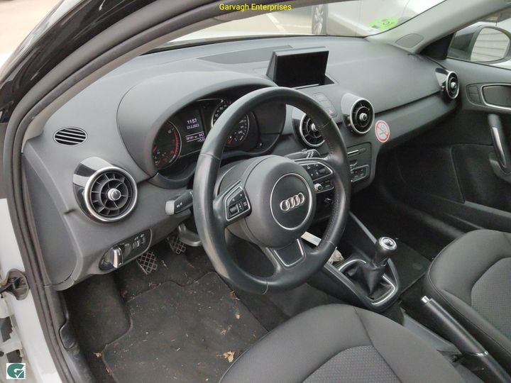 Photo 6 VIN: WAUZZZ8X5JB093572 - AUDI A1 