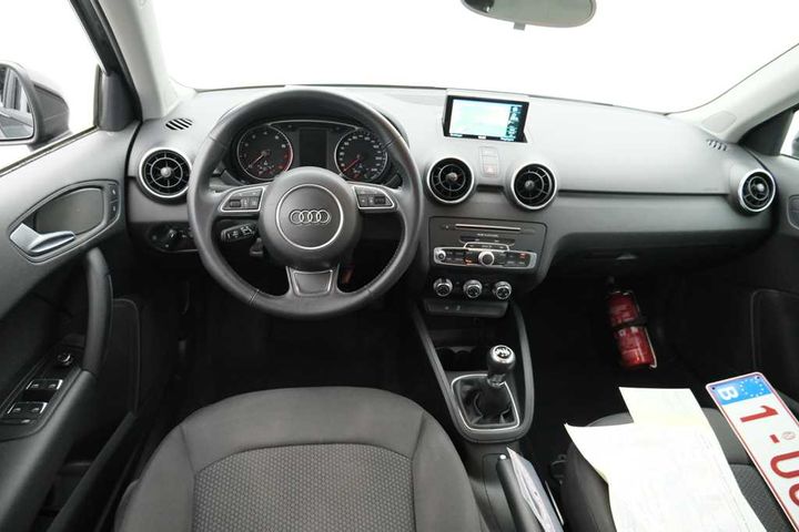 Photo 9 VIN: WAUZZZ8X5JB101038 - AUDI A1 SPORTBACK &#3911 