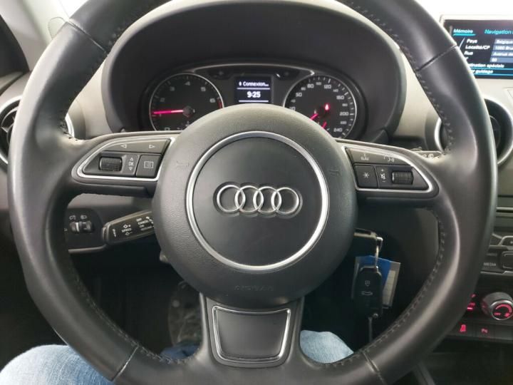 Photo 11 VIN: WAUZZZ8X5JB103498 - AUDI A1 