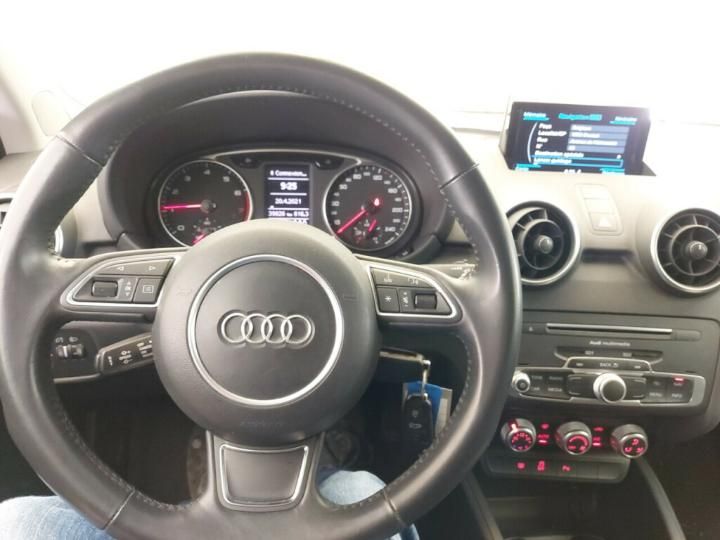 Photo 12 VIN: WAUZZZ8X5JB103498 - AUDI A1 