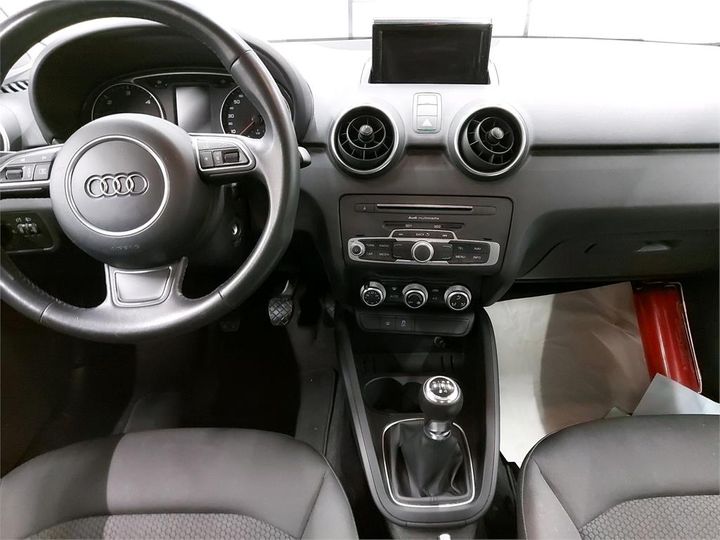 Photo 8 VIN: WAUZZZ8X6HB027557 - AUDI A1 SPORTBACK 