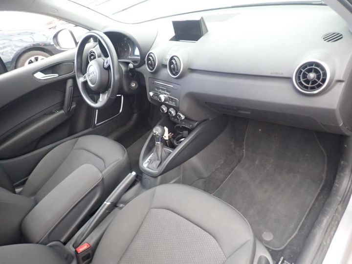 Photo 4 VIN: WAUZZZ8X6HB101219 - AUDI A1 