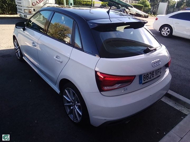 Photo 11 VIN: WAUZZZ8X6JB012255 - AUDI A1 