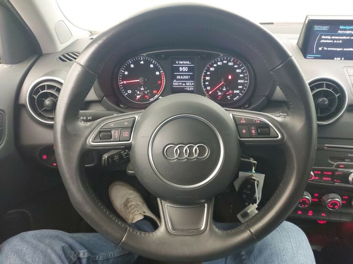 Photo 6 VIN: WAUZZZ8X6JB096920 - AUDI A1 