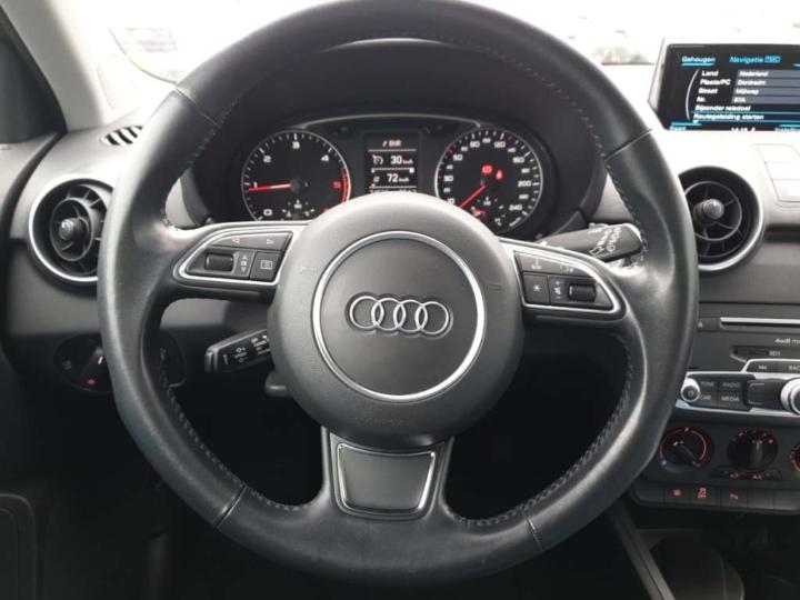 Photo 15 VIN: WAUZZZ8X7GB061506 - AUDI A1 