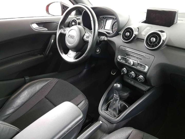 Photo 5 VIN: WAUZZZ8X7GB061599 - AUDI A1 