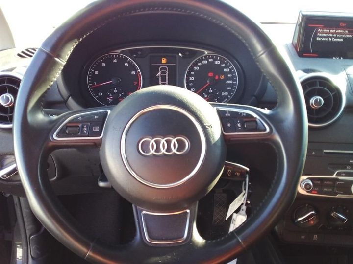 Photo 20 VIN: WAUZZZ8X7GB083344 - AUDI A1 