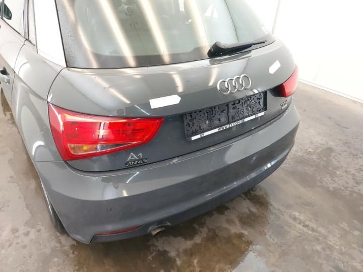 Photo 8 VIN: WAUZZZ8X7JB005881 - AUDI A1 