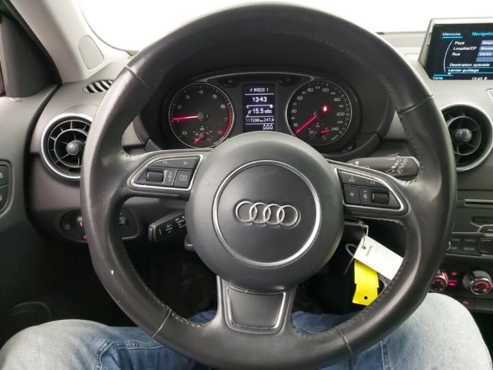 Photo 9 VIN: WAUZZZ8X7JB005881 - AUDI A1 