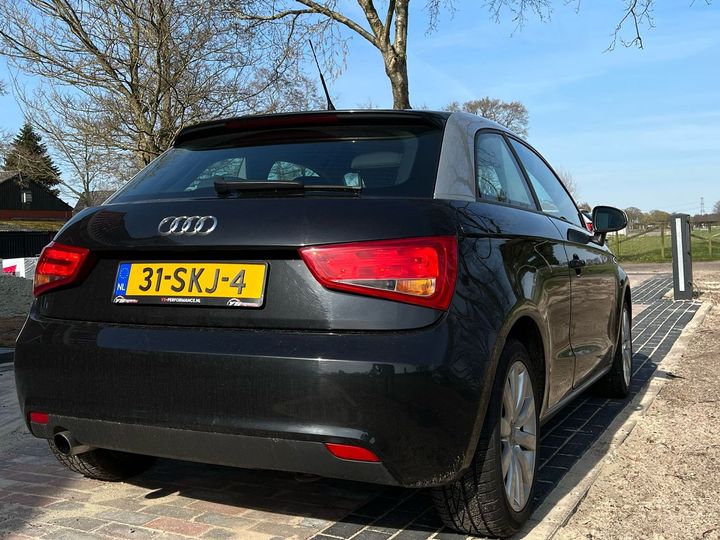 Photo 3 VIN: WAUZZZ8X8CB011613 - AUDI A1 