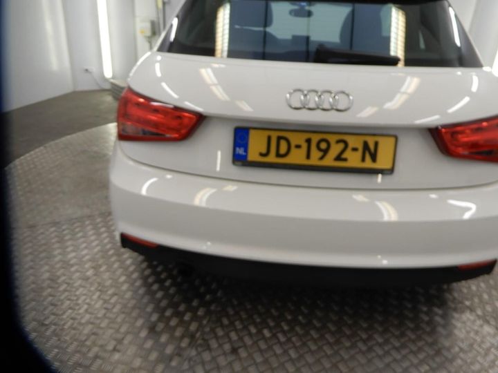 Photo 32 VIN: WAUZZZ8X8GB075110 - AUDI A1 