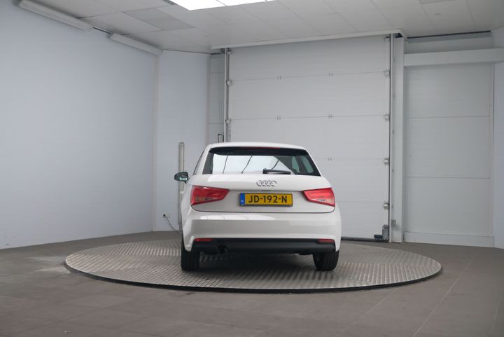 Photo 4 VIN: WAUZZZ8X8GB075110 - AUDI A1 