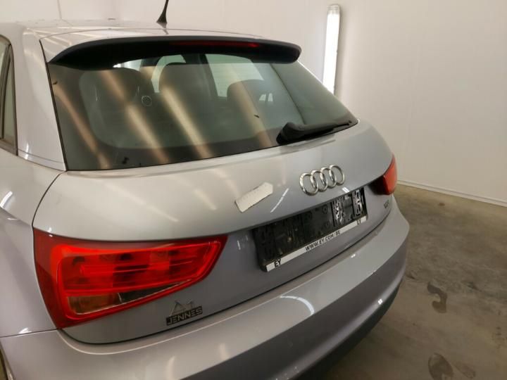 Photo 4 VIN: WAUZZZ8X8HB028399 - AUDI A1 