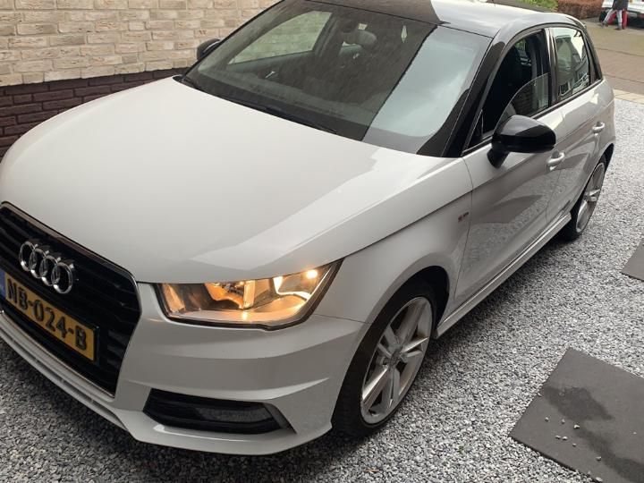 Photo 1 VIN: WAUZZZ8X8HB044957 - AUDI A1 SPORTBACK 