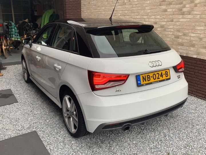 Photo 4 VIN: WAUZZZ8X8HB044957 - AUDI A1 SPORTBACK 