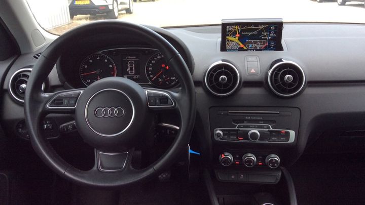 Photo 13 VIN: WAUZZZ8X9HB027567 - AUDI A1 SPORTBACK 