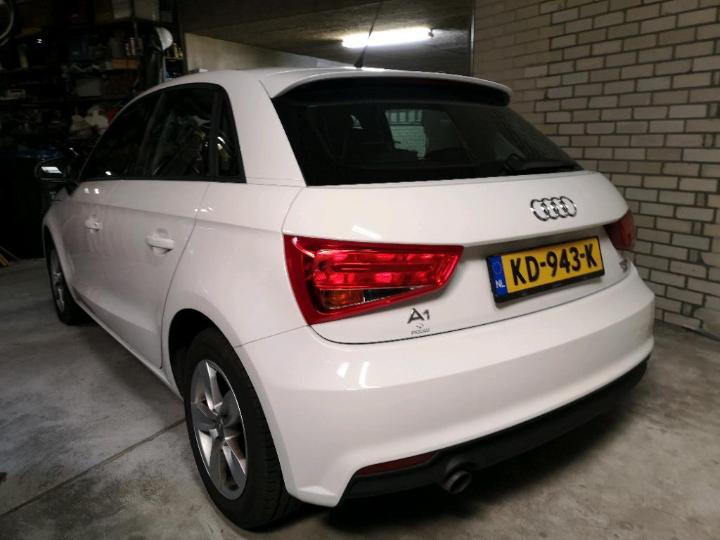 Photo 4 VIN: WAUZZZ8XXHB000748 - AUDI A1 SPORTBACK 