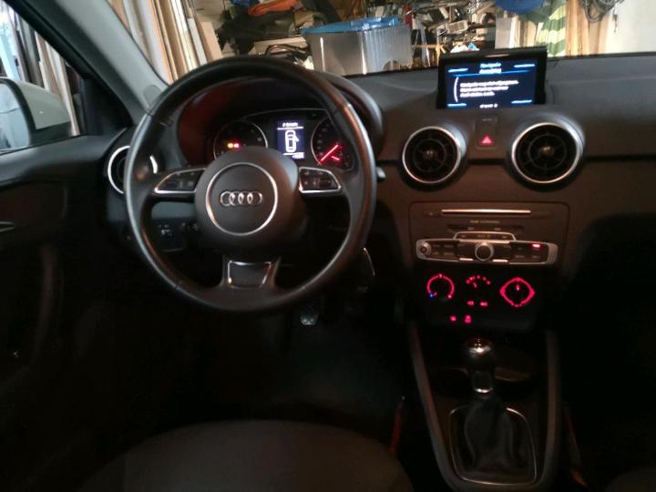 Photo 6 VIN: WAUZZZ8XXHB000748 - AUDI A1 SPORTBACK 