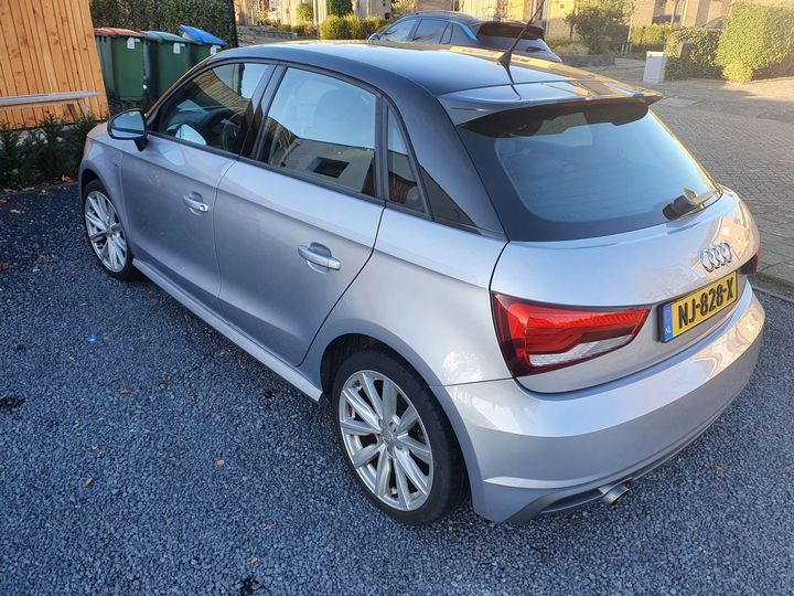 Photo 2 VIN: WAUZZZ8XXHB054762 - AUDI A1 SPORTBACK 