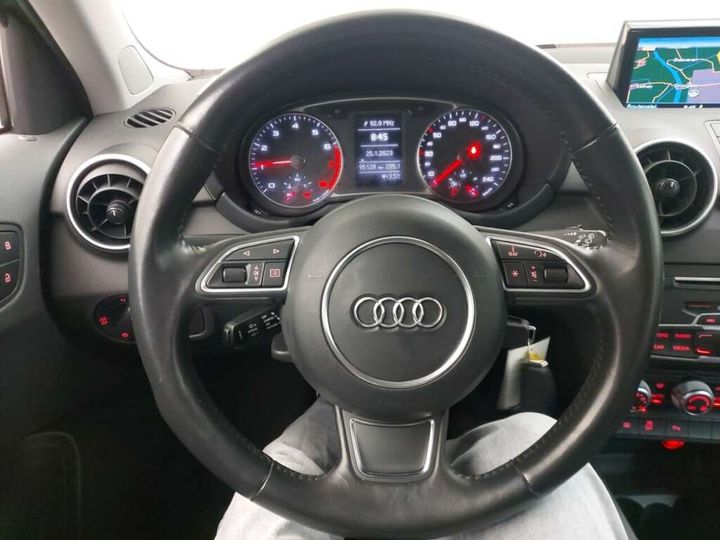 Photo 9 VIN: WAUZZZ8XXJB099495 - AUDI A1 