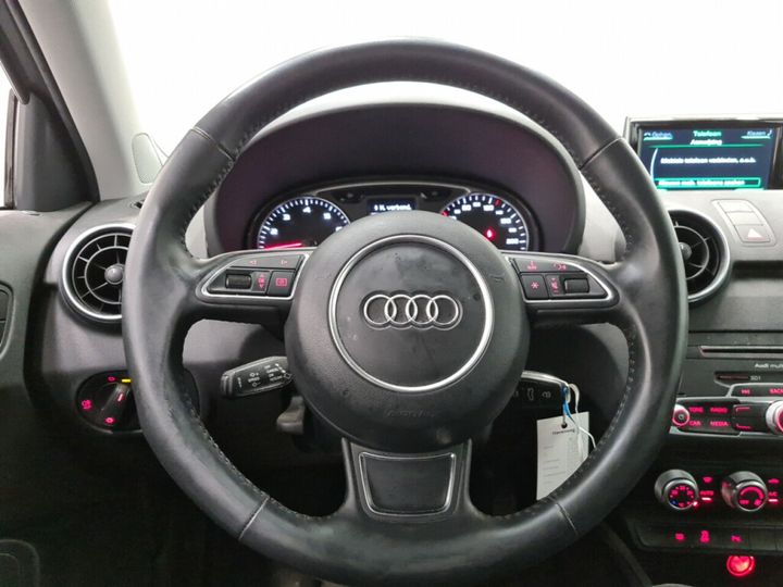 Photo 9 VIN: WAUZZZ8XXJB104095 - AUDI A1 