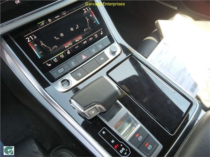 Photo 2 VIN: WAUZZZF16MD030388 - AUDI Q8 