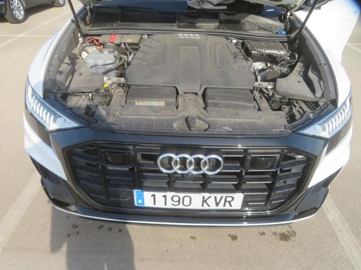 Photo 30 VIN: WAUZZZF18KD028400 - AUDI Q8 