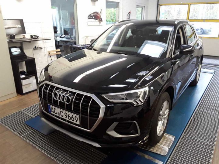 Photo 0 VIN: WAUZZZF30K1010590 - AUDI Q3 