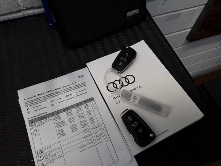 Photo 7 VIN: WAUZZZF30K1010590 - AUDI Q3 