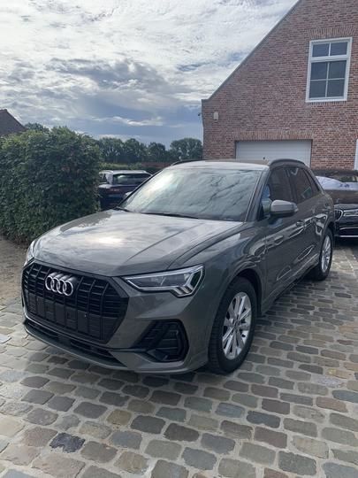 Photo 0 VIN: WAUZZZF30K1056825 - AUDI Q3 40 TDI SUV 