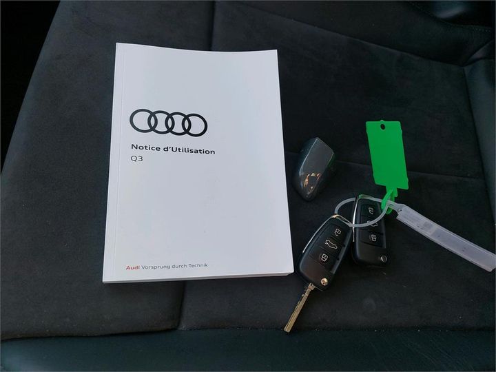 Photo 9 VIN: WAUZZZF30L1040853 - AUDI Q3 