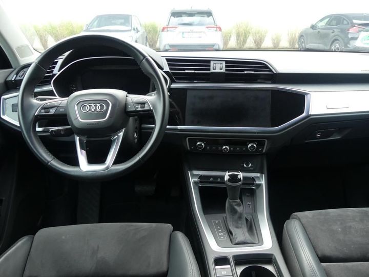 Photo 8 VIN: WAUZZZF31K1008055 - AUDI Q3 