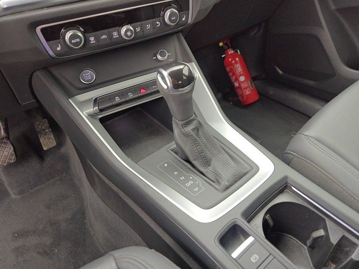 Photo 27 VIN: WAUZZZF31L1031790 - AUDI Q3 '18 