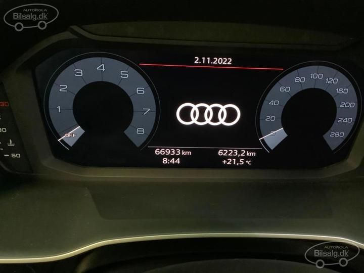 Photo 9 VIN: WAUZZZF32K1078132 - AUDI Q3 SUV 