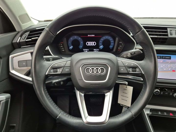 Photo 11 VIN: WAUZZZF33L1014117 - AUDI Q3 