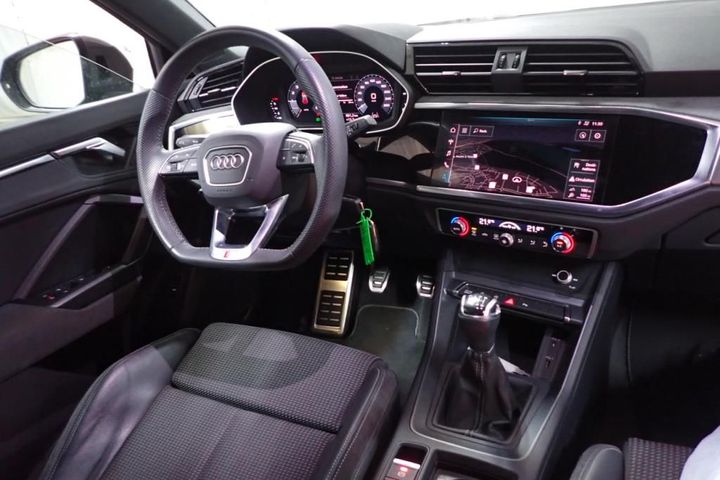 Photo 31 VIN: WAUZZZF34K1016196 - AUDI Q3 