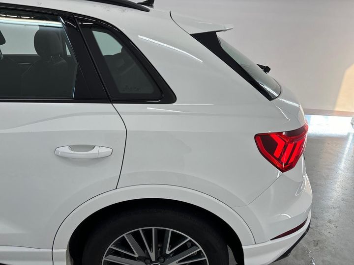 Photo 21 VIN: WAUZZZF35M1020972 - AUDI Q3 