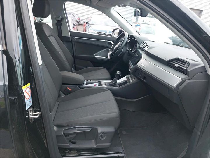 Photo 33 VIN: WAUZZZF36K1078957 - AUDI Q3 