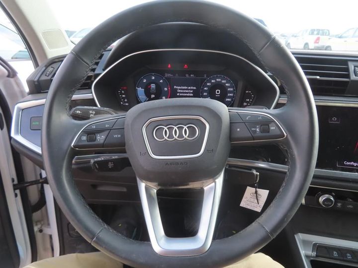 Photo 18 VIN: WAUZZZF36N1063606 - AUDI Q3 