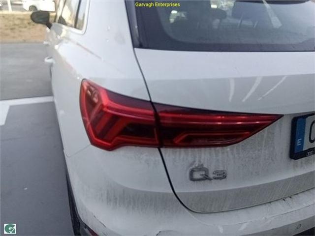 Photo 19 VIN: WAUZZZF37L1048383 - AUDI Q3 