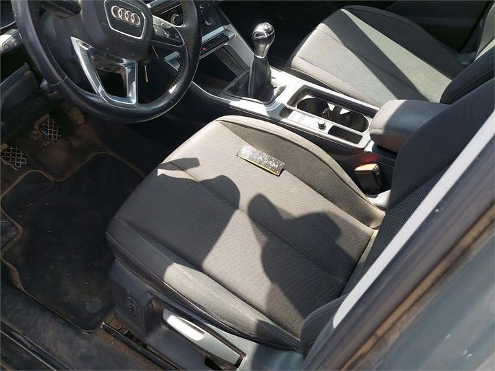 Photo 38 VIN: WAUZZZF38K1051565 - AUDI Q3 