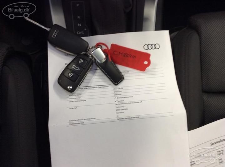 Photo 12 VIN: WAUZZZF39K1051185 - AUDI Q3 SUV 