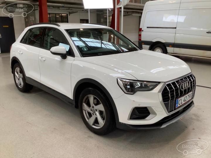 Photo 3 VIN: WAUZZZF39K1078001 - AUDI Q3 SUV 