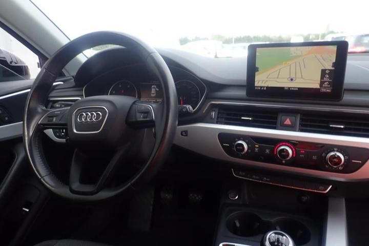 Photo 7 VIN: WAUZZZF40HA040559 - AUDI A4 AVANT 