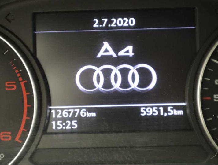 Photo 6 VIN: WAUZZZF40HA045695 - AUDI A4 AVANT &#3915 