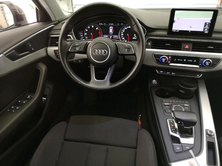 Photo 10 VIN: WAUZZZF40HA086215 - AUDI A4 