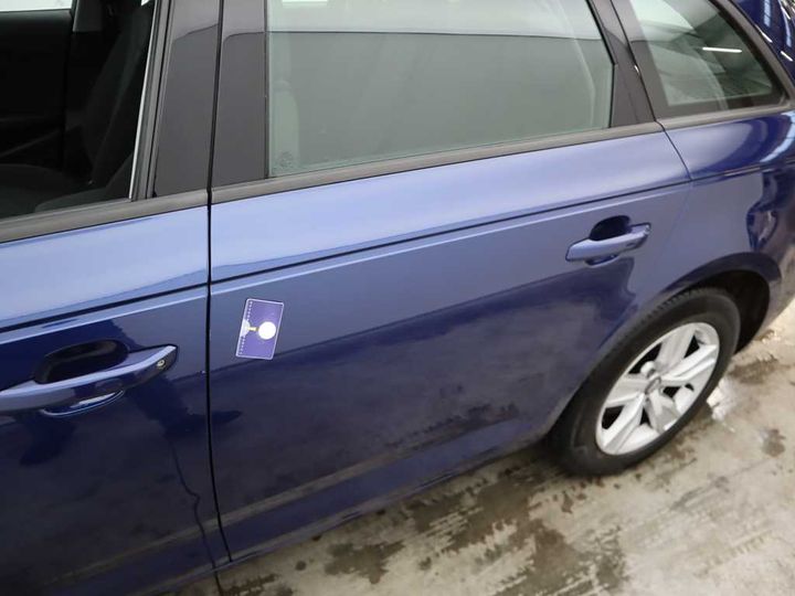 Photo 15 VIN: WAUZZZF40JA029342 - AUDI A4 AVANT &#3915 