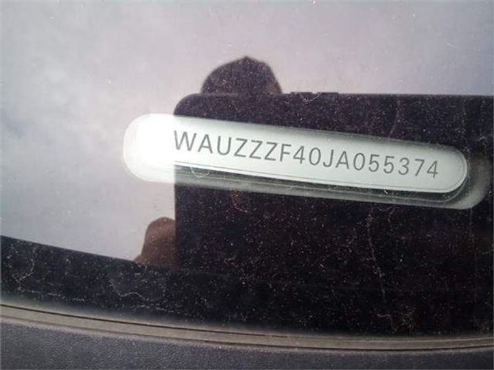 Photo 6 VIN: WAUZZZF40JA055374 - AUDI A4 