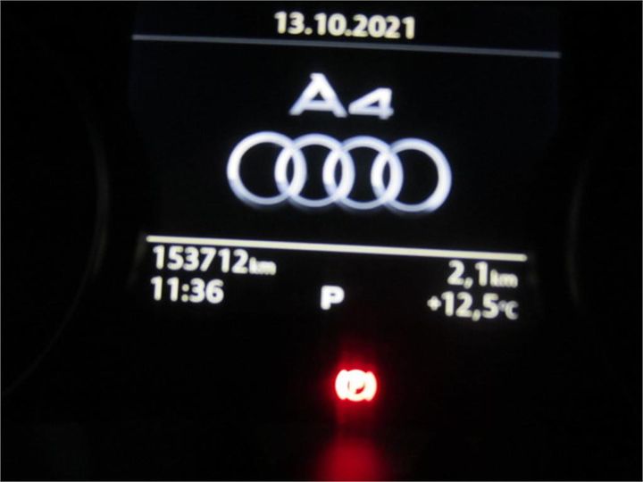 Photo 13 VIN: WAUZZZF40JA182612 - AUDI A4 