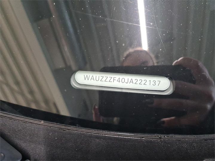 Photo 8 VIN: WAUZZZF40JA222137 - AUDI A4 